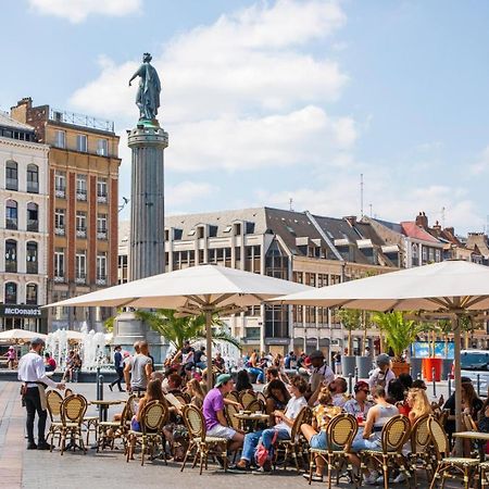 Appartement 2 Chambres Avec Parking, Proche Metro Lille Bagian luar foto