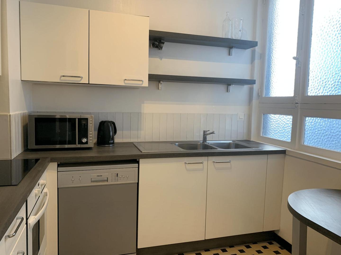 Appartement 2 Chambres Avec Parking, Proche Metro Lille Bagian luar foto